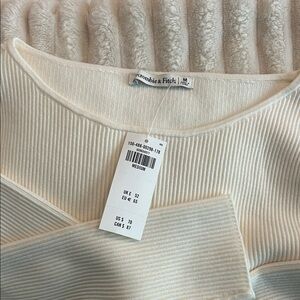 Abercrombie & Fitch Ivory Ribbed Top
